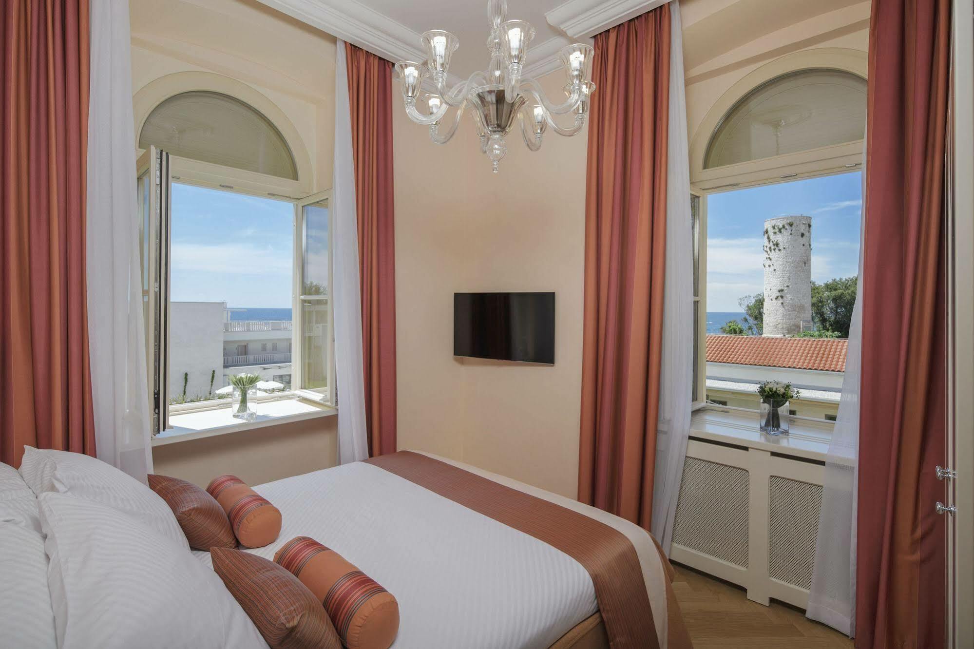 Valamar Isabella Miramare بوريتش المظهر الخارجي الصورة